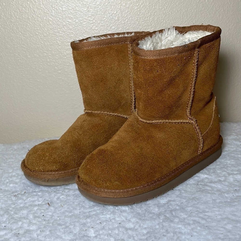 UGGS Koolaburra Size 12